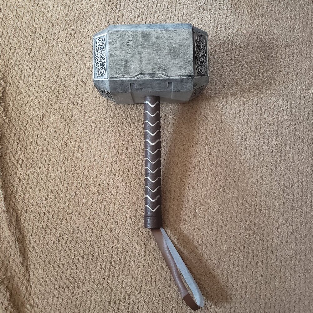 Marvel Thor movie Mjolnir hammer costume prop